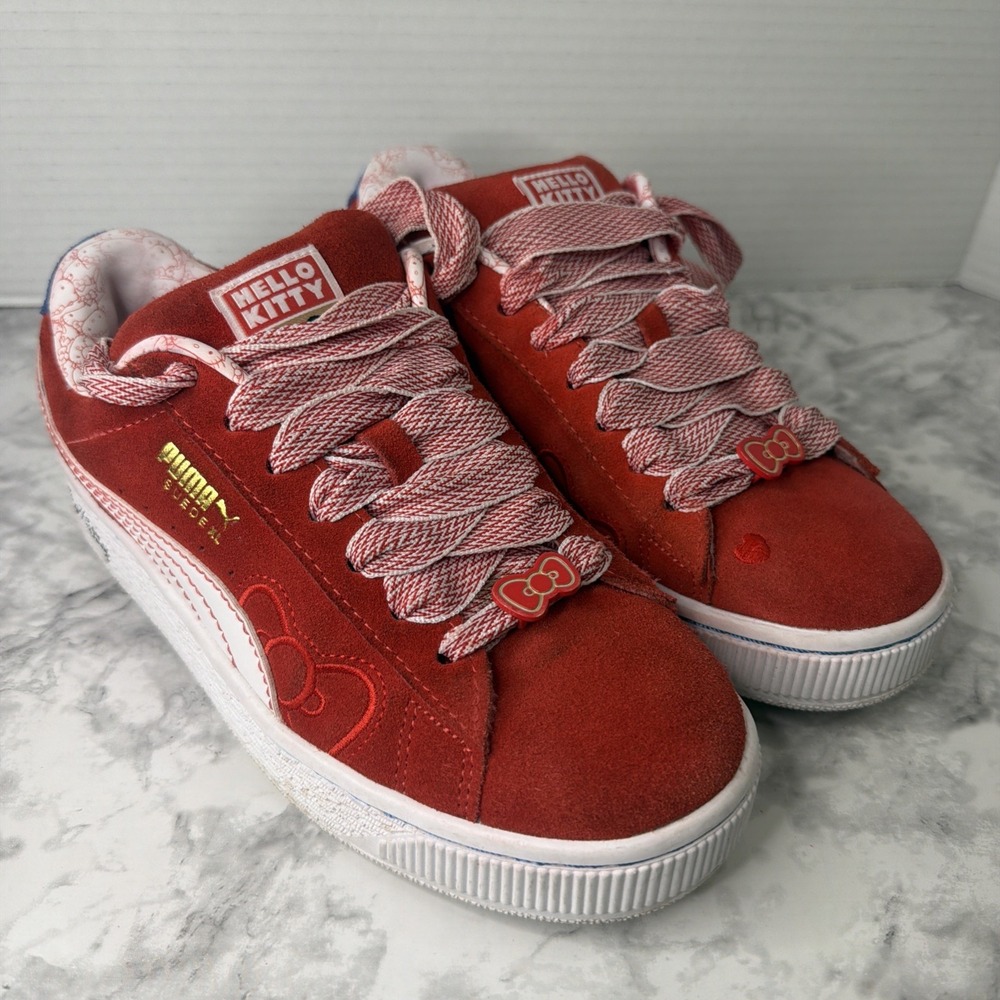 PUMA x HELLO KITTY Suede XL Red Bow Sneakers Women Size 7 Red Kawaii